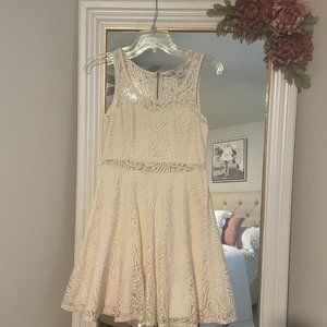 Off White Fit and Flare Dress Junior's Size